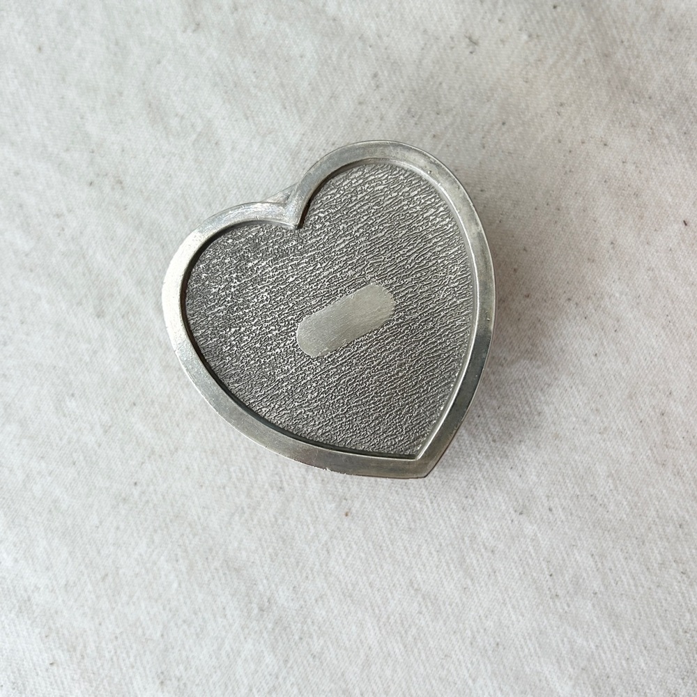 Vintage Silver Plated Heart Shaped Jewelry Trinket Box - Small & Cute! - Picture 5 of 5